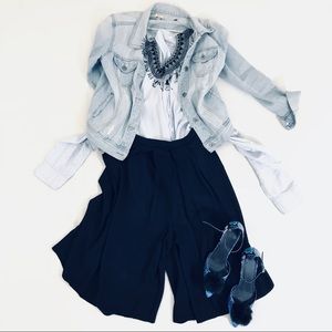 Black Culotte Shorts Size M